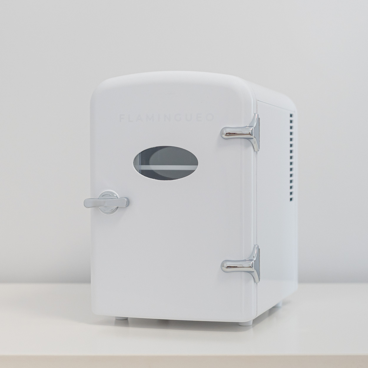 Retrostiilis 4L külmkapp